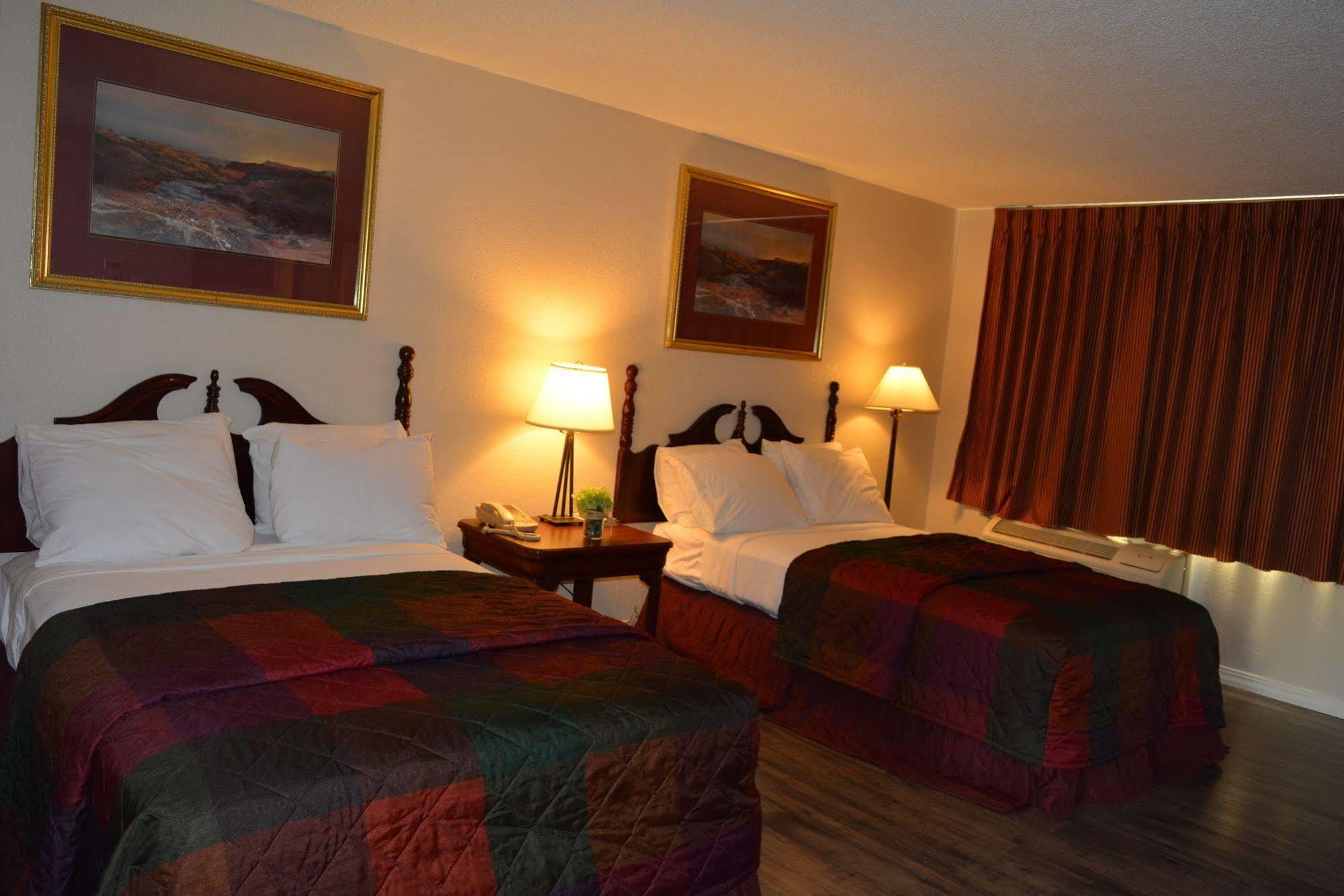 Travelodge By Wyndham Trinidad Exterior foto
